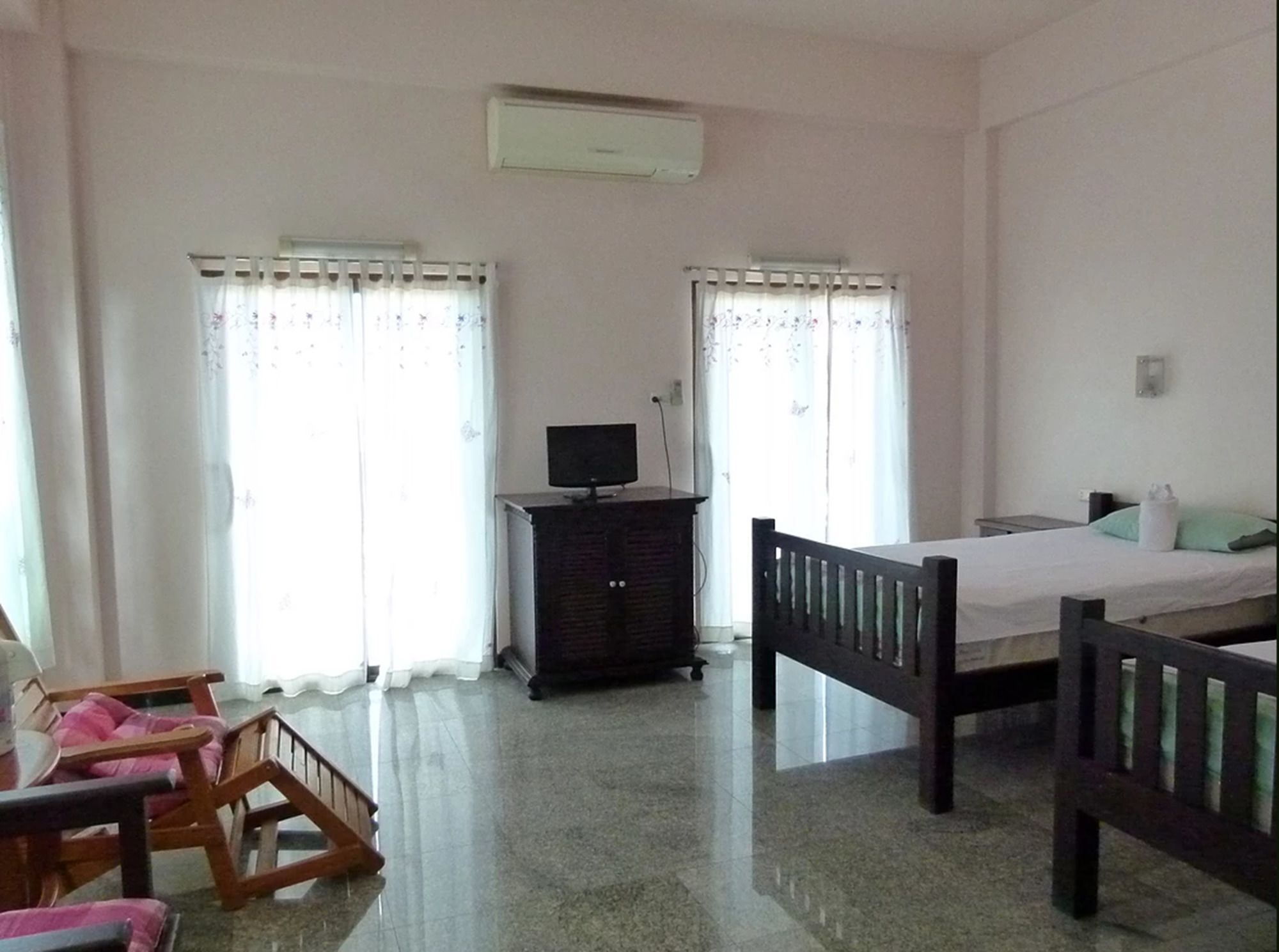 Baan Georges 3*